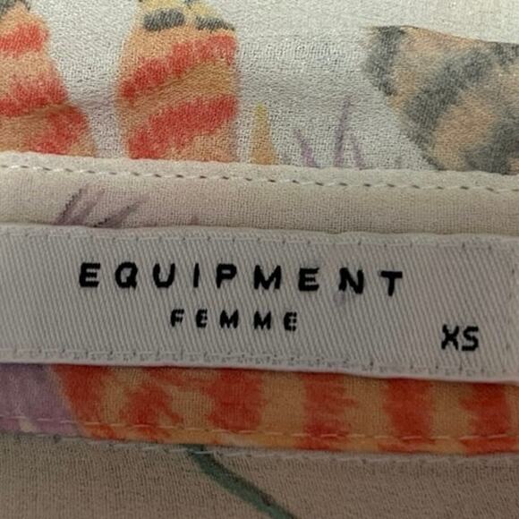 Equipment Multicolor Silk Satin Feather Long Sleeve Button Down Shirt Top Sz XS - Picture 4 of 4